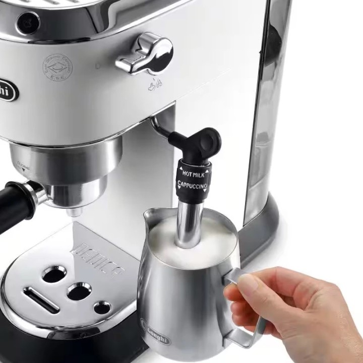 DeLonghi aparat za kafu Dedica EC685.W