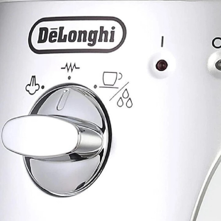 DeLonghi aparat za kafu EC221.W
