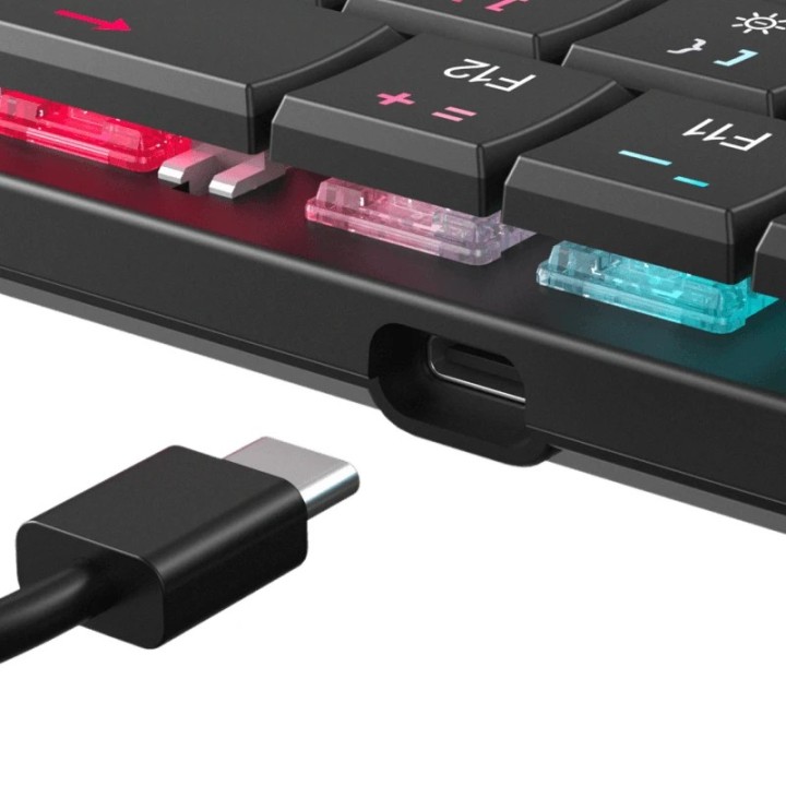 White shark gaming tastatura Nagamaki mehanička red SW US crna