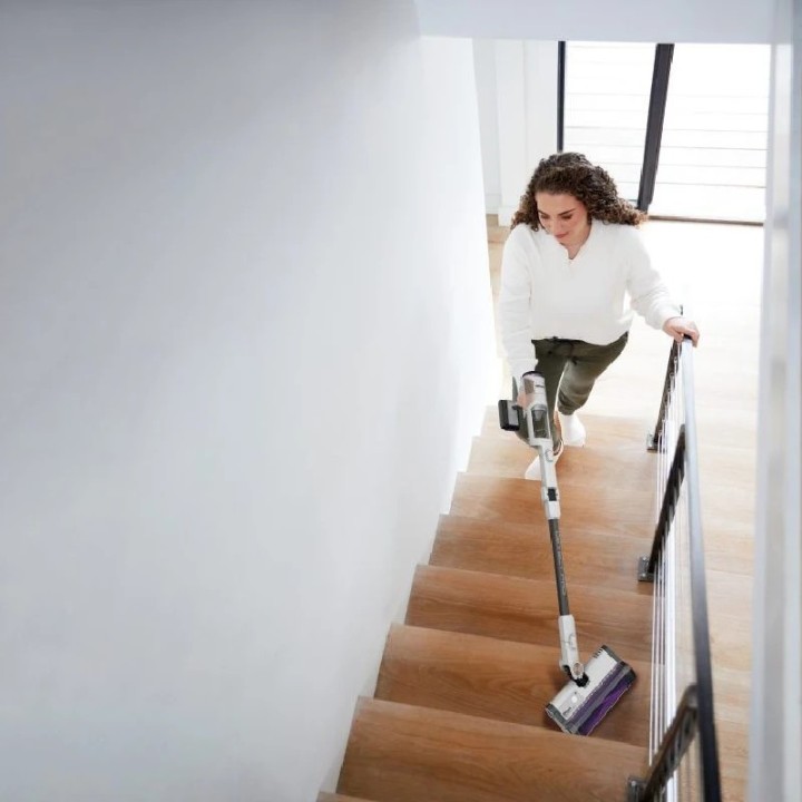 Shark bežični usisivač IW1611EU