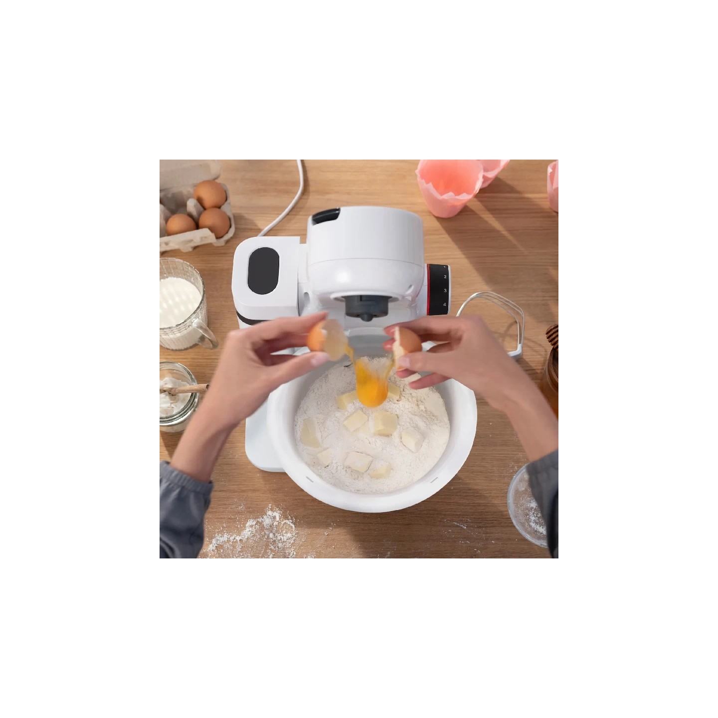 Bosch multipraktik MUMS2AW00, 700W, 3.8L, miješanje, mućenje, gnječenje