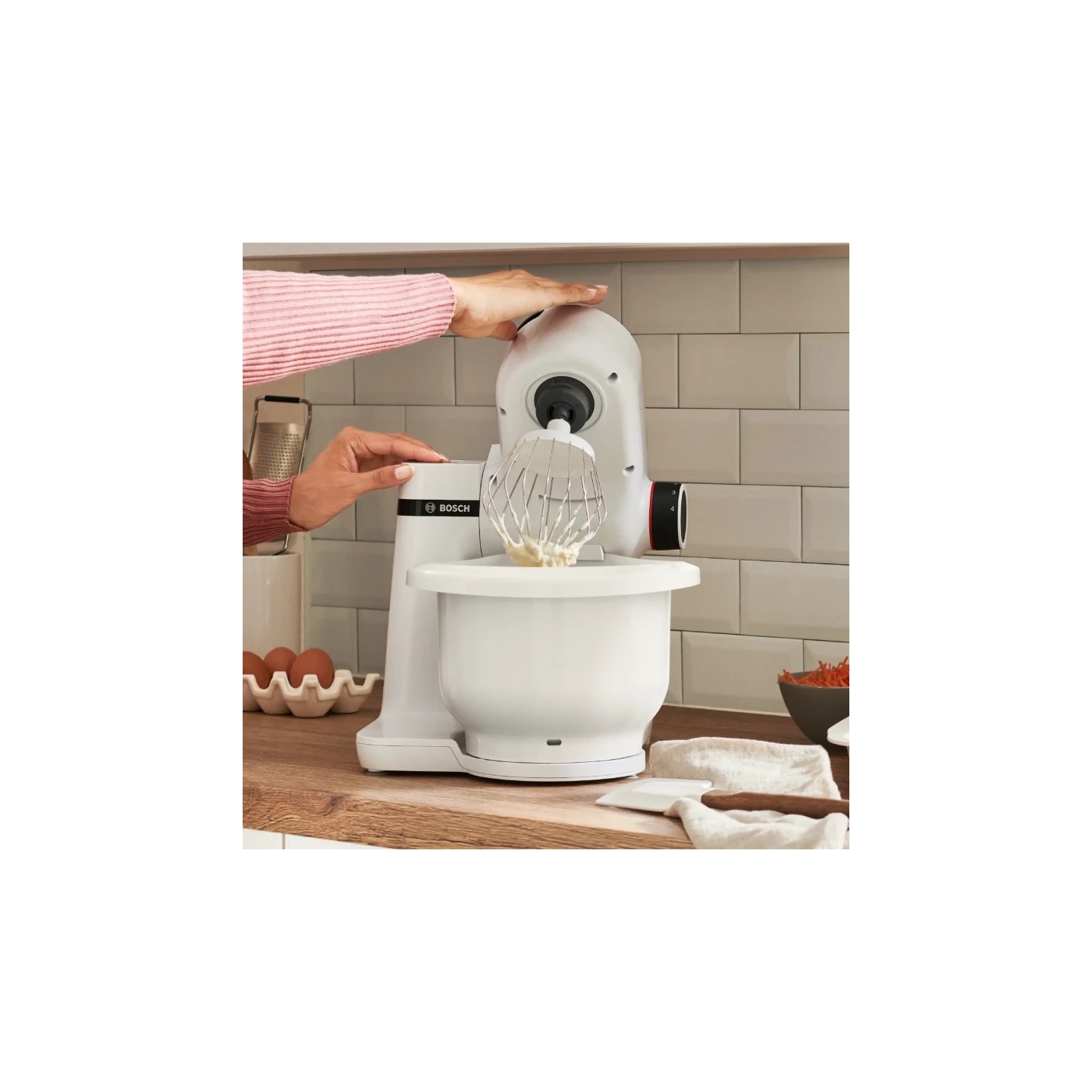 Bosch multipraktik MUMS2AW00, 700W, 3.8L, miješanje, mućenje, gnječenje