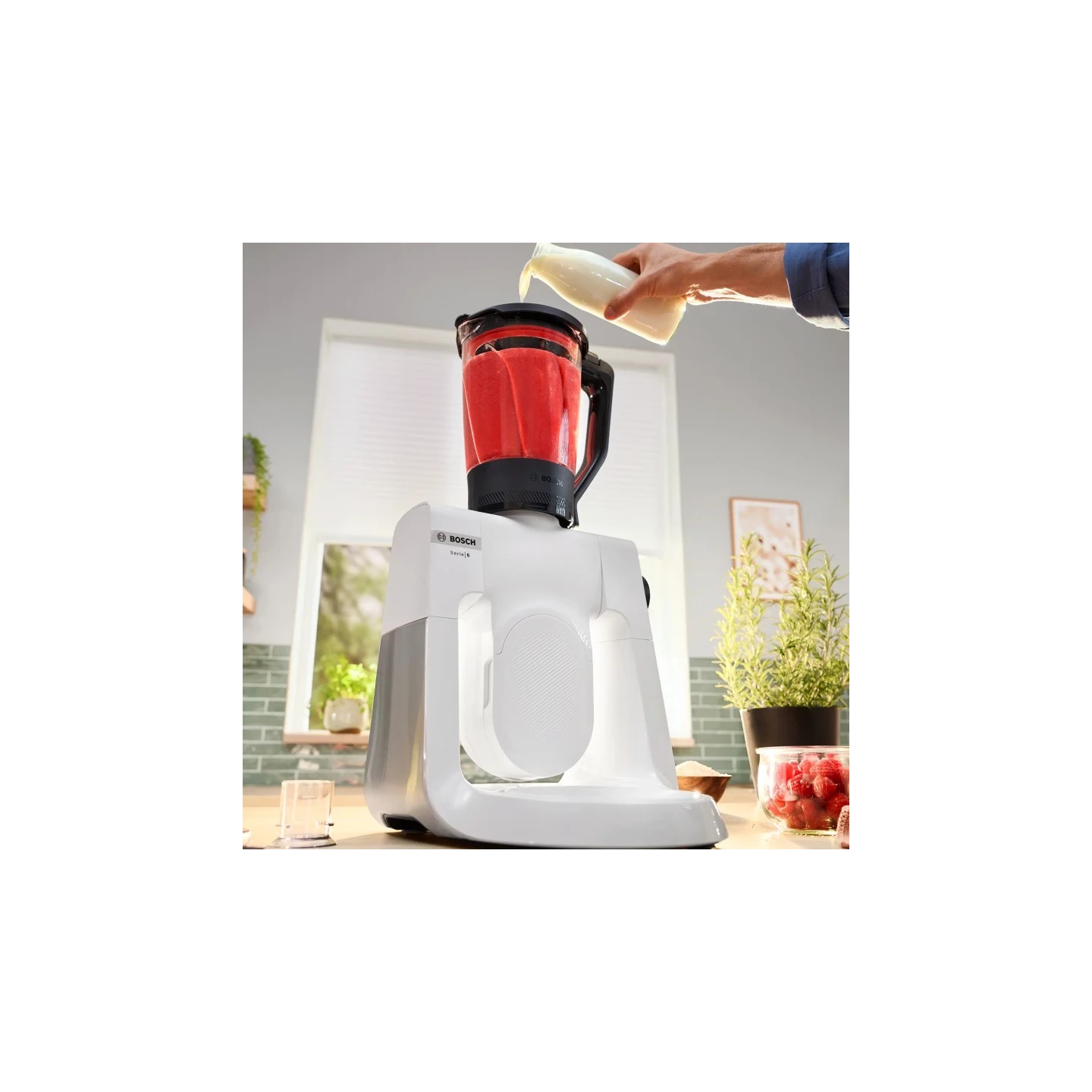Bosch kuhinjski robot MUMS6EW22, 1600W, 5.5L, 7 brzina, bijela, inox posuda