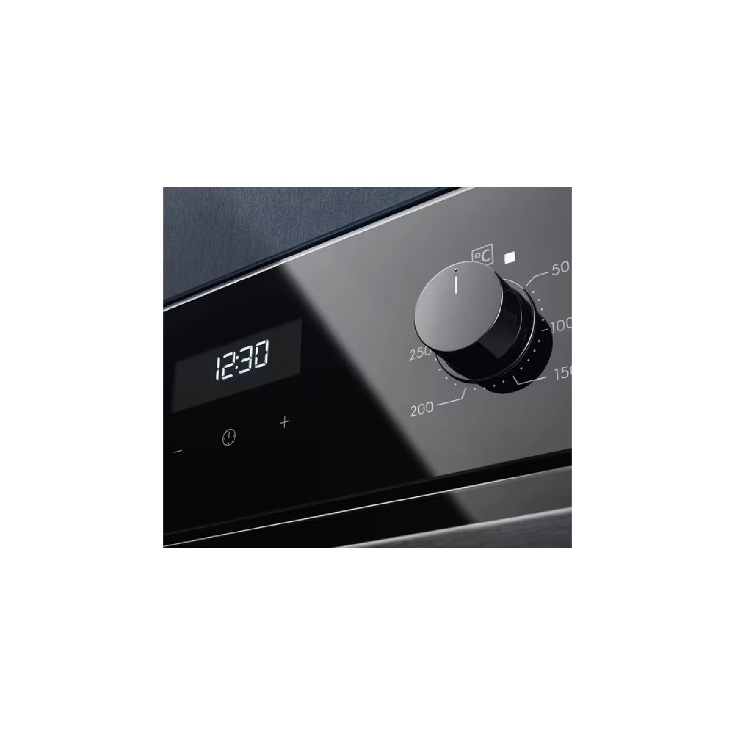 Electrolux pećnica ugradbena EOF5C50BZ