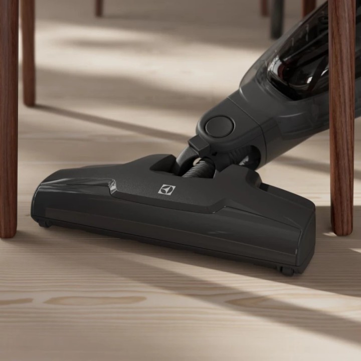 Electrolux štapni usisivač ES31CB18SH