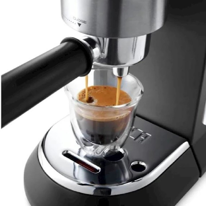 DeLonghi aparat za kafu Dedica EC685.B