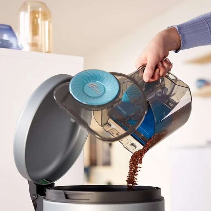 Philips usisivač FC9556/09 sa posudom