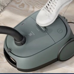 Usisivač Electrolux EB61C1OG