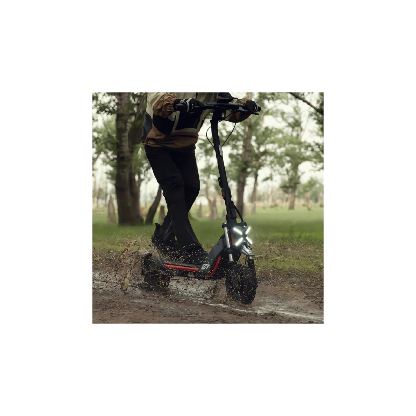 Segway električni romobil Ninebot Kickscooter ZT 3 PRO - Novi Model