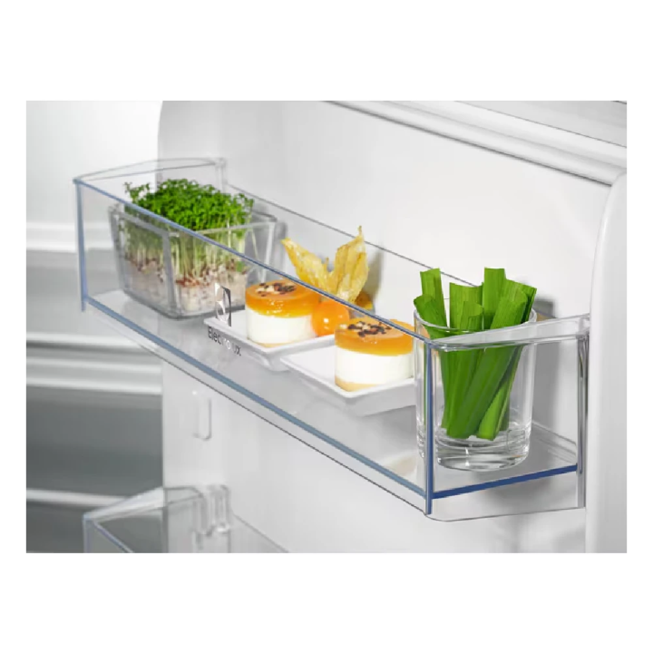 Frižider ELECTROLUX sa zamrzivačem LNS3LE18S