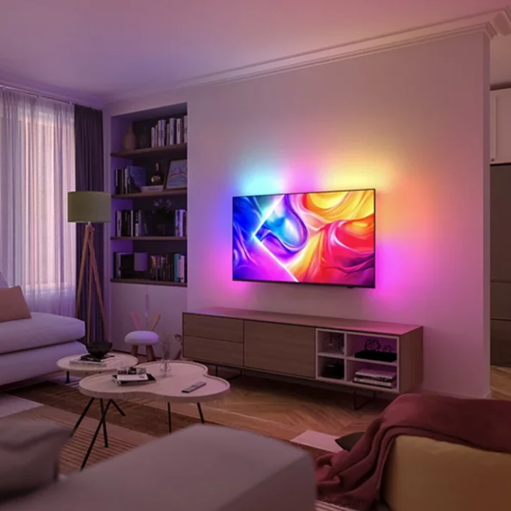 Philips Televizor 75PUS9010/12 QLED 75'' (190cm) 4K, 144 Hz, Ambilight, Titan OS TV