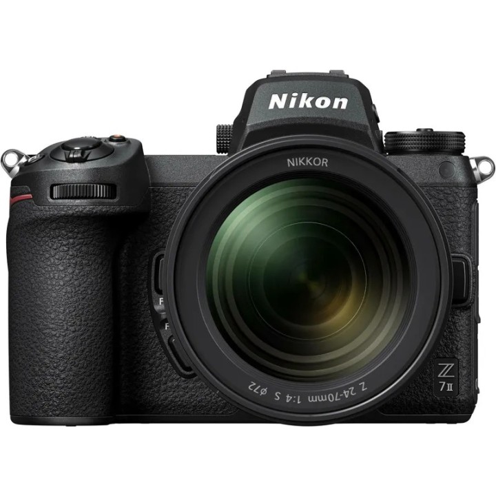 Nikon Z7II + 24-70mm f/4
