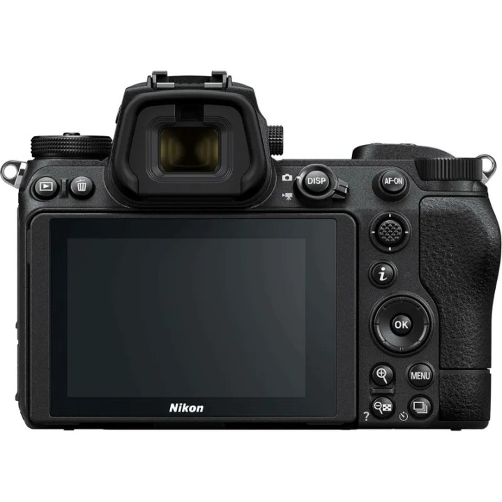 Nikon Z7II + 24-70mm f/4
