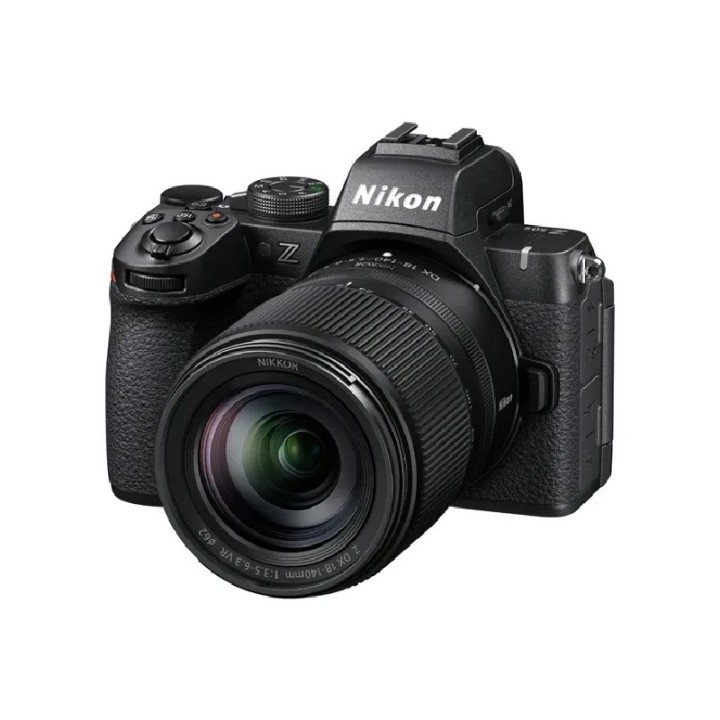 Nikon Z50 + Nikkor Z DX 18-140mm